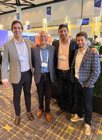 Evan Plemenos, photo 2