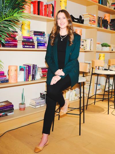 Allison Luvera, photo 1