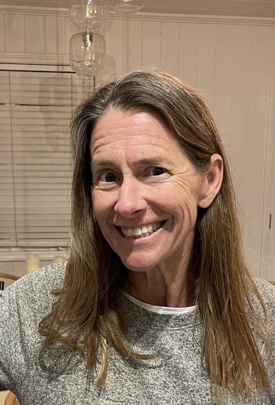 Kara Miller, photo 1