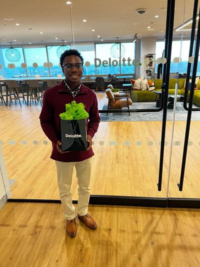 Caleb Sikes, photo 1