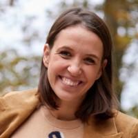 Carrie MacNaughton, photo 1