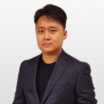 Mike Oshiro, photo 1