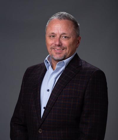 Travis Drouin, photo 2