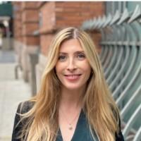 Debra Delutro, photo 1