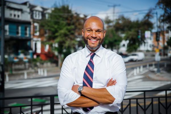 Robert White, photo 2