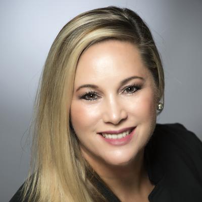 Kristin Yarbrough, photo 2