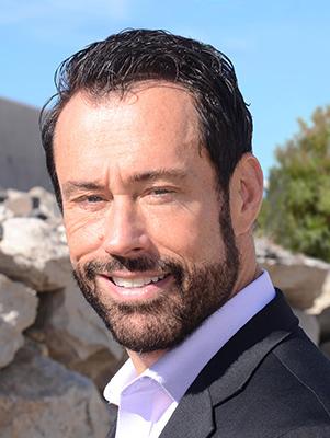 Mikel Miller, photo 1