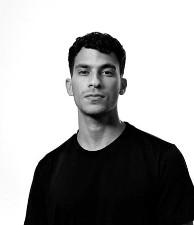 Dakota Hopkins, photo 1