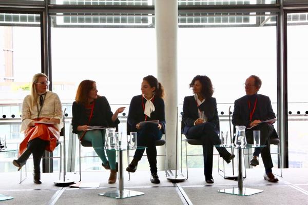 Sherry Dobbin, photo 1