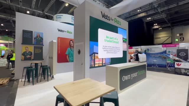 Hayley Ashton, photo 2