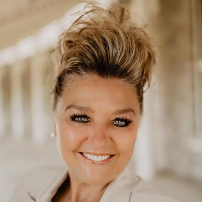 Yvonne Smith, photo 1