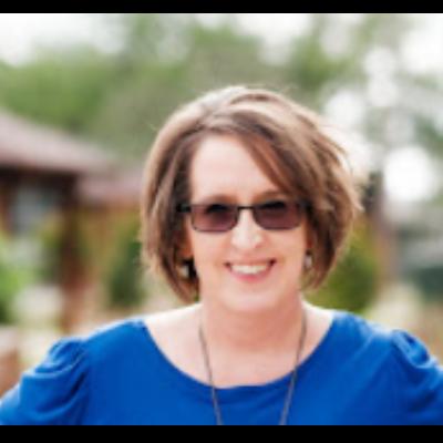 Angie Cooper, photo 1