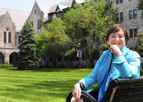 Donna Carroll, photo 1