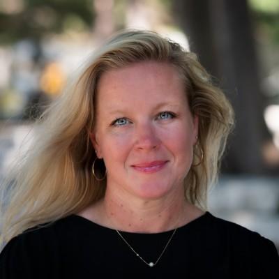 Jennifer Wilkinson, photo 1