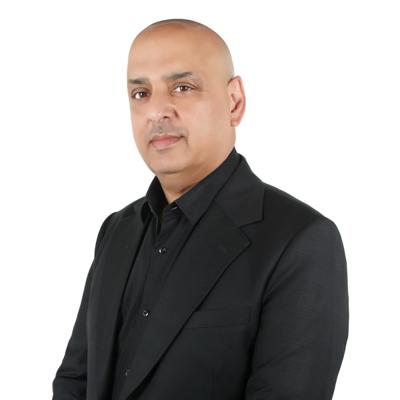 Faadil Moti, photo 1