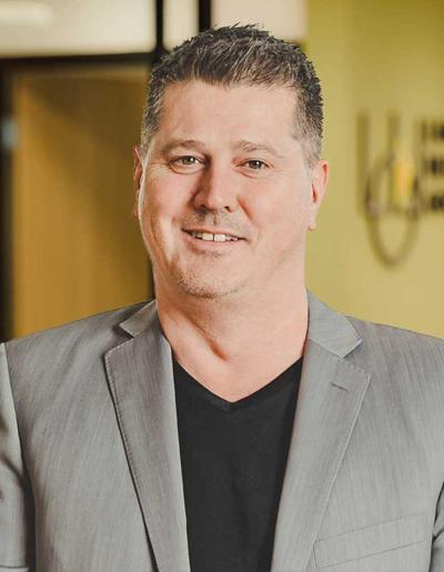 Dan Lambert, photo 2