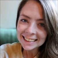 Briana Oliver, photo 1