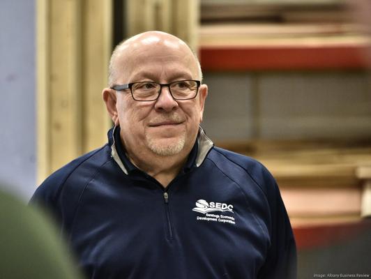 Dennis Brobston, photo 1