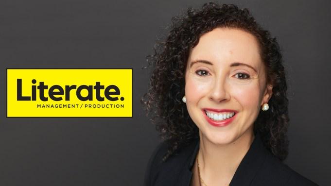 Elizabeth Pula, photo 1