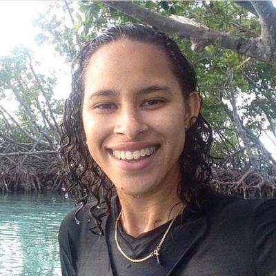 Emily Messing, photo 2