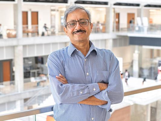 Joydeep Ghosh, photo 1