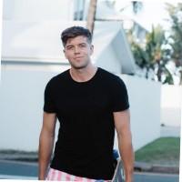 Sam McGlone, photo 2