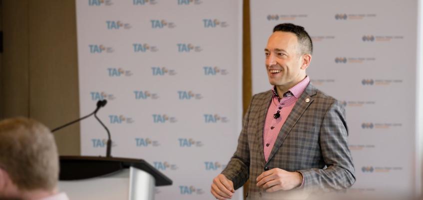 Shane Gibson, photo 1