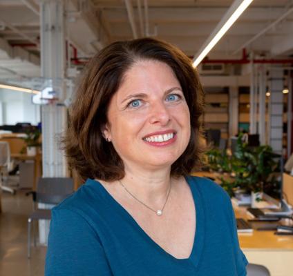 Symone Sullivan, photo 1