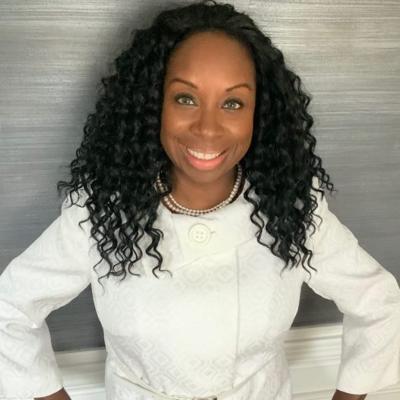 Bette Armstrong, photo 1