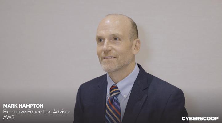 Mark Hampton, photo 1