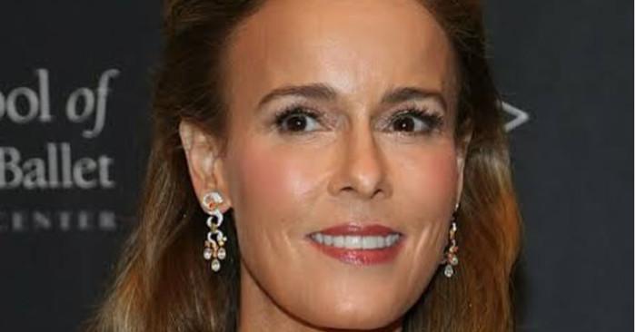 Julia Clowe, photo 1