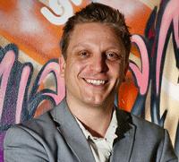 James Simmons, photo 2