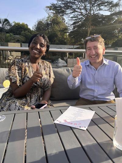 Mark Salunga, photo 1