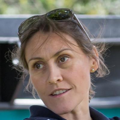 Bella Davies, photo 1