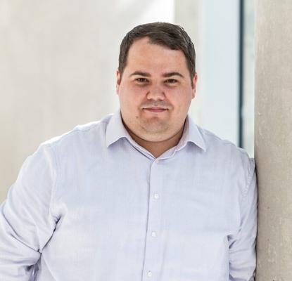 Dan Chambers, photo 1