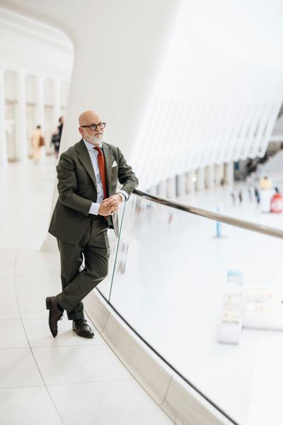 Daniel Greenwood, photo 2