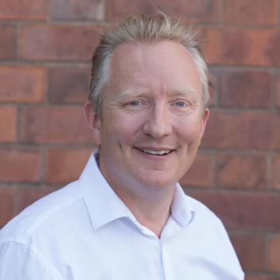 Nigel Saunders, photo 1