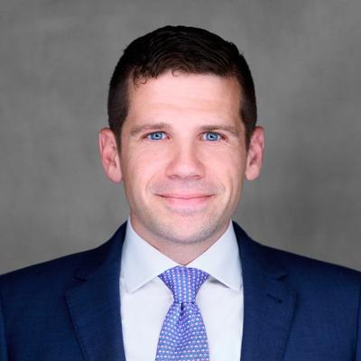 Steven Gallagher, photo 2