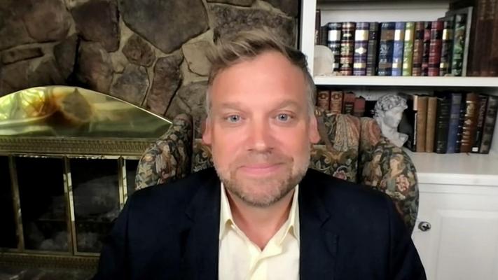 Alex Hamerstone, photo 2