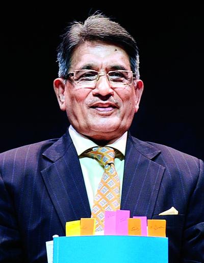 Rajendra Lodha, photo 1
