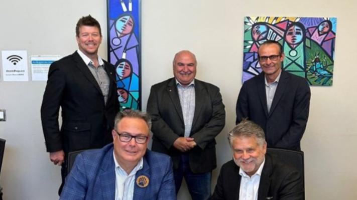 Matthew Loewen, photo 2