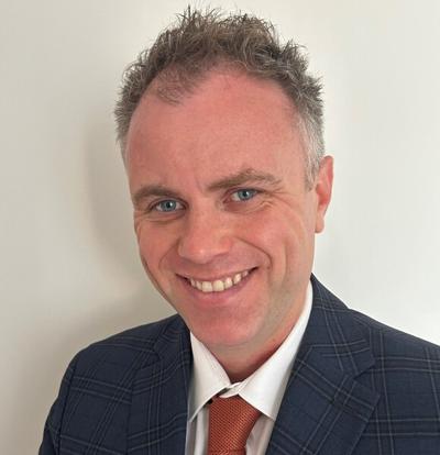 Christopher Thomson, photo 1