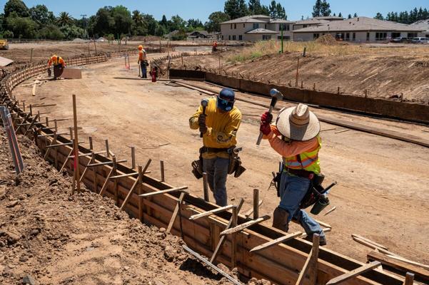 Elliott Sergeenko, photo 1