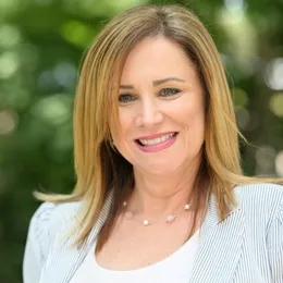 Amber Averill, photo 1