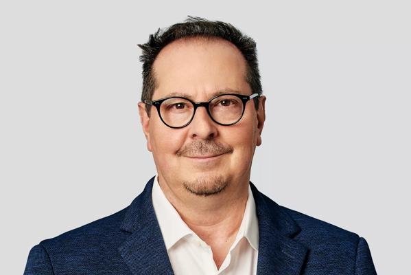 Anthony Bernard, photo 1