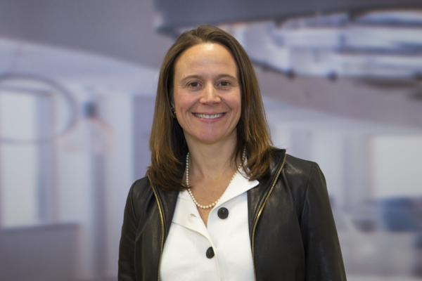 Louise Keely, photo 1