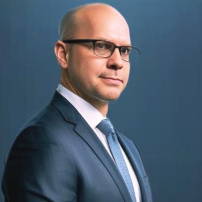 Adrian Tabuia, photo 1