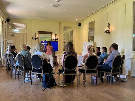 Nigel Bates, photo 2