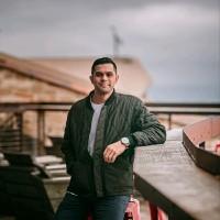 Stephen George, photo 1