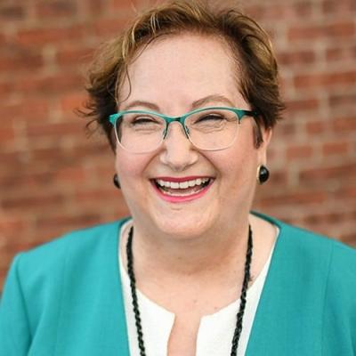 Lori Richardson, photo 1